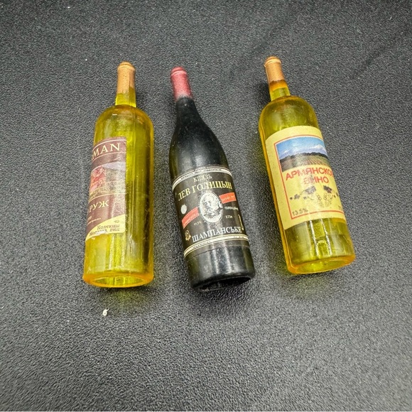 Miniature Dollhouse 3 Wine Bottle Decor - Picture 1 of 17